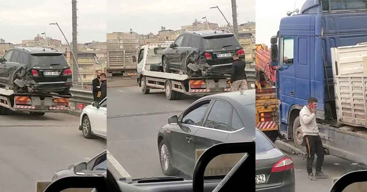 Urfa'da otomobil ile tır çarpıştı, trafik durdu