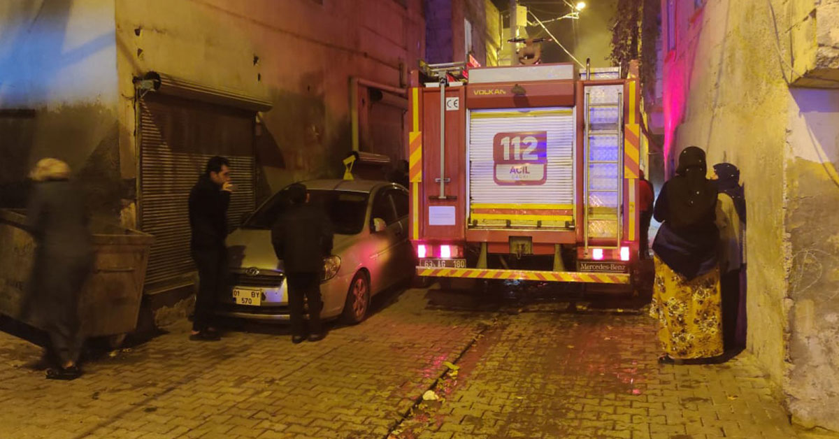 Urfa'da Elektrik Sobasından Yangın Çıktı 1 yangin