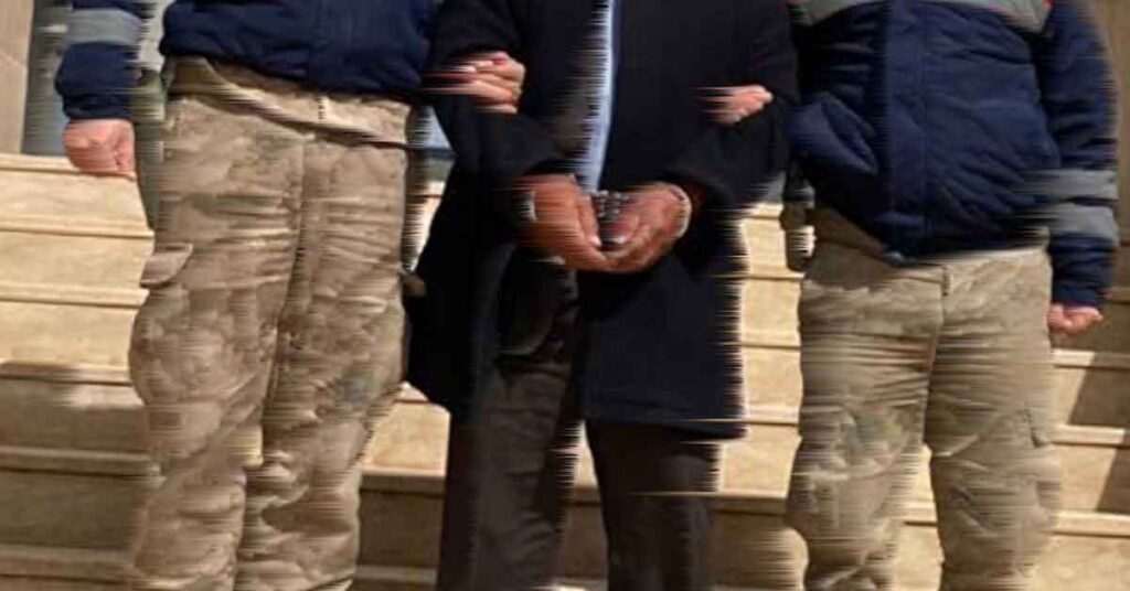 Urfa'da Belediye Başkanı Akrabalarına Operasyon 1 gozalti 1