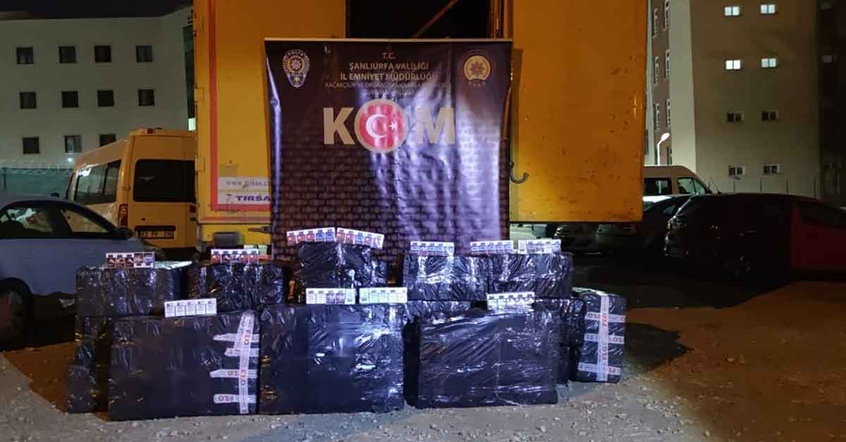 Urfa'da durdurulan tırda binlerce paket ele geçirildi!