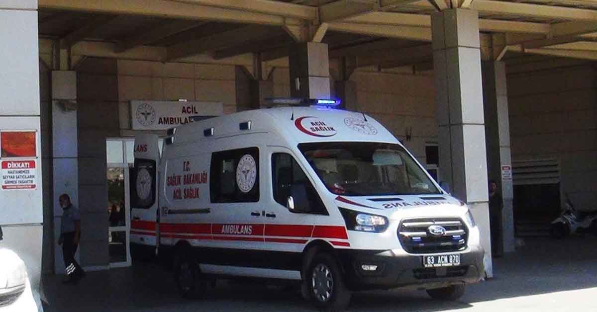 Şanlıurfa'da intihar girişimini vatandaşlar engelledi 1 Şanlıurfa'da intihar girişimini vatandaşlar engelledi