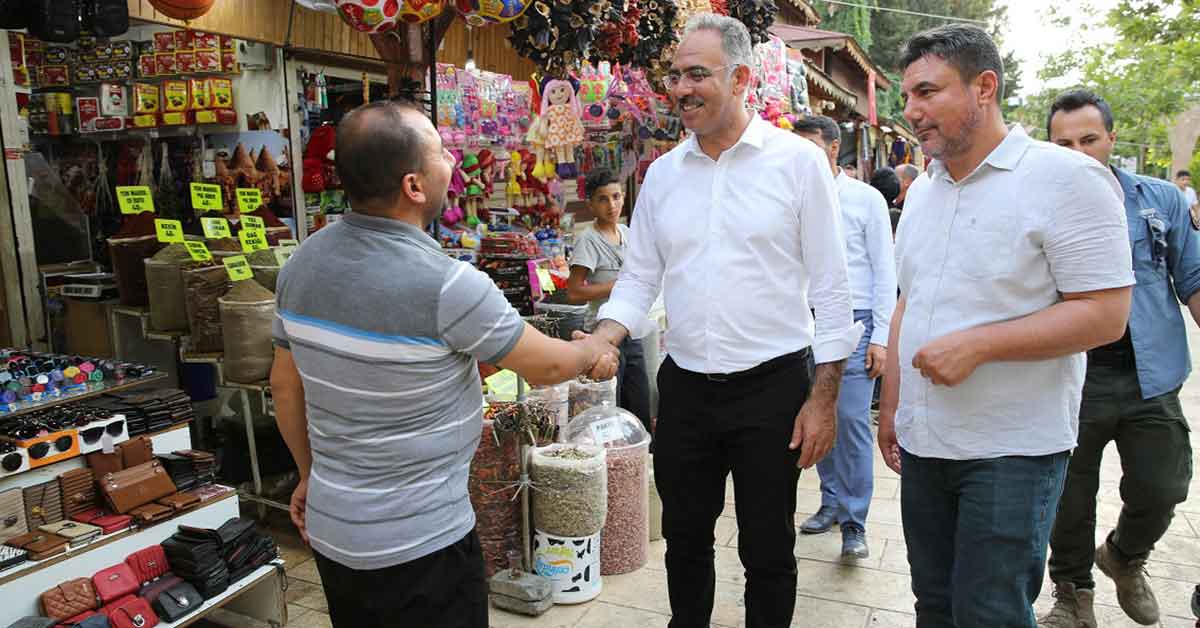 Başkan Kuş, Esnafı Ziyaret Ederek Taleplerini Dinledi