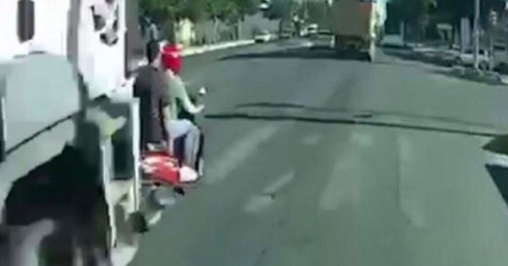 Urfa'daki O Kamyon Şoförü Tutuklandı 1 motosiklet kaza