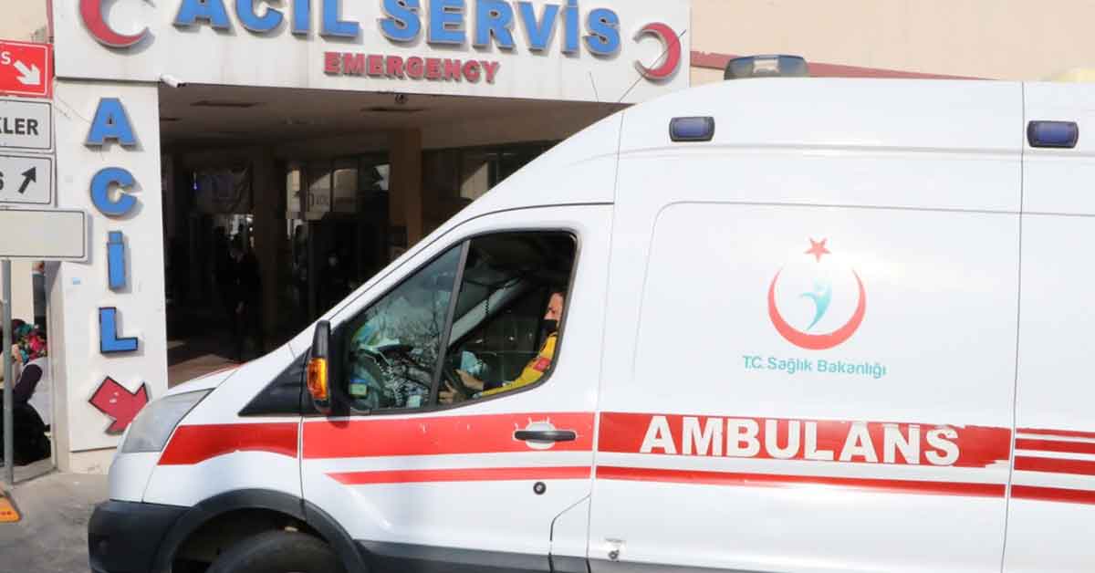 Balkondan düştüğü belirtilen kadın hastaneye kaldırıldı
