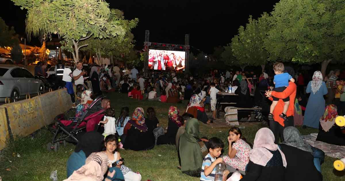 Eyyübiye’de sinema etkinliğine yoğun ilgi 1 Eyyübiye’de sinema etkinliğine yoğun ilgi