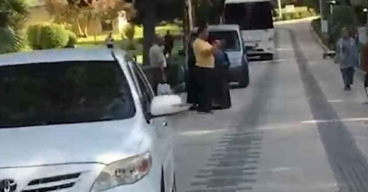 Urfa’da tarihi bölgeye araç park ettiler!