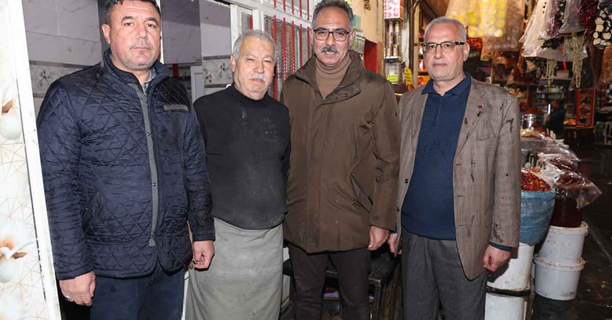 Başkan Kuş, Tarihi Çarşılardaki Esnafı Ziyaret Etti 1 Başkan Kuş, Tarihi Çarşılardaki Esnafı Ziyaret Etti