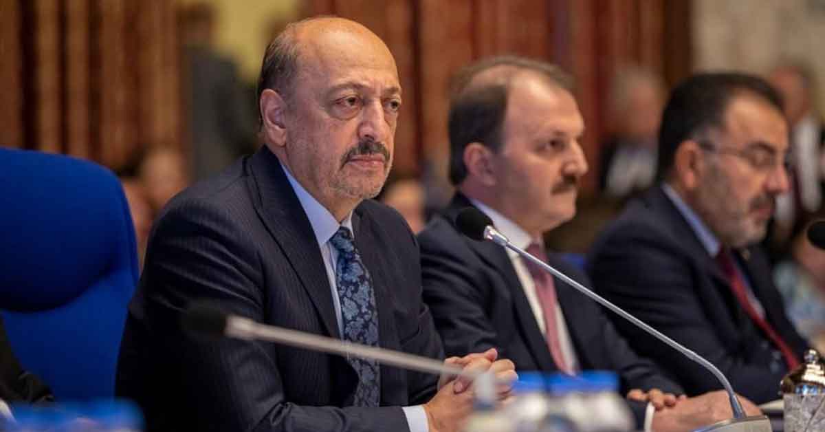 EYT'de 5 puan formülü ve net tarih! Bakan açıkladı... 1 EYT'de 5 puan formülü ve net tarih! Bakan açıkladı...