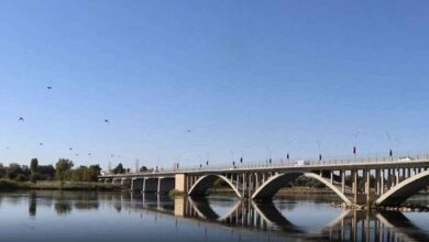 Urfa’da köprüde intihar girişimi