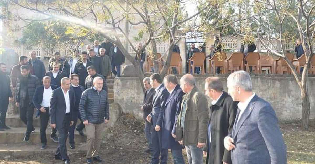 Barış Elçisi Bucak Barış Getirmeye Devam Ediyor 2 ahmet ersin bucak 1