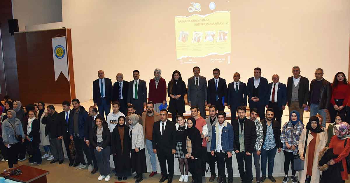 HRÜ’nde Konuklar Öğrencilerle Buluşmaya Devam Ediyor