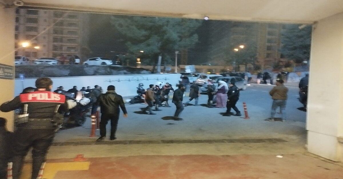 Urfa'da Hastanede silahlı kavga sonrası ortalık karıştı!