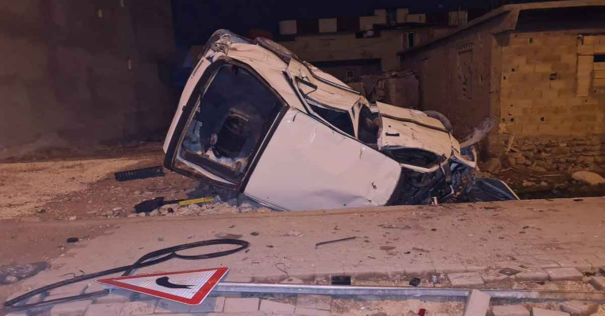 Şanlıurfa'da korkunç kaza! Sürücü yaralı olarak kaçtı iddiası
