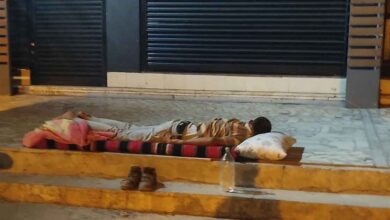 Urfa'da Uzaklaştırma Alan Şahıs Sokakta Yatmaya Başladı