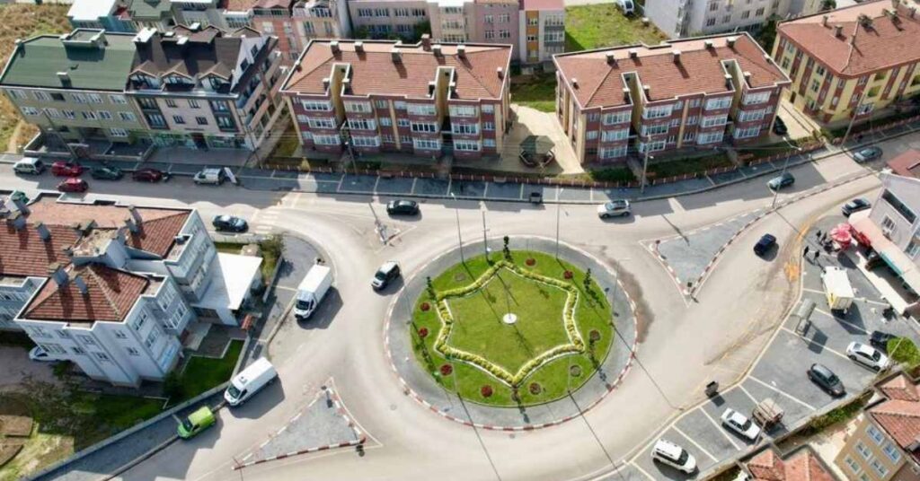 Bandırma Belediyesi Çevre Çalışmalarıyla Fark Yaratıyor